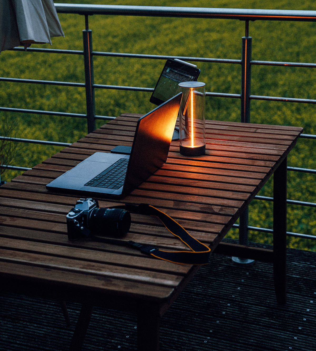 Lampe à faisceau nébuleux